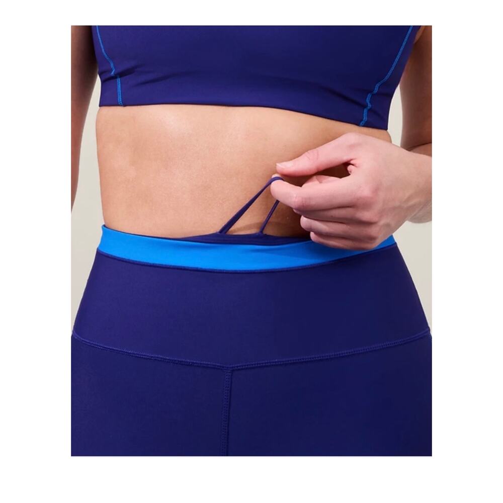 SET Athleta Interval Stash Tipped 7/8 Leggings Marine Ultramarine and Top - Picture 3 of 6